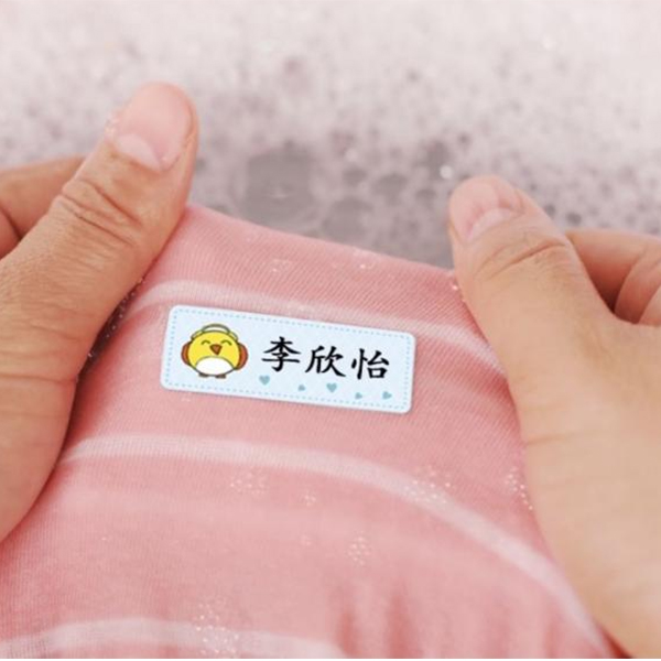 Umývateľné nálepky s menovkou